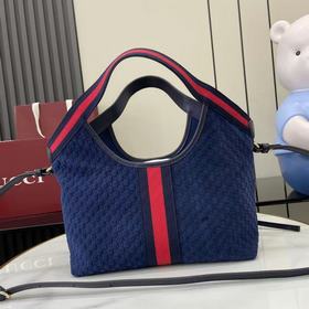 Сумка Gucci Giglio Mini Tote была впер