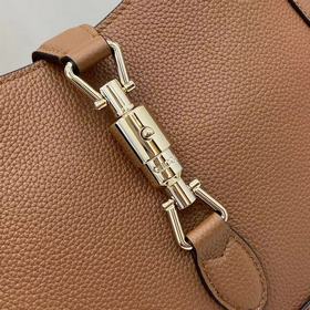[Новинка] Эта новая сумка Gucci Jacki