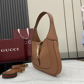 [Новинка] Эта новая сумка Gucci Jacki