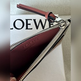 Карточный держатель Loewe A02 черного 
