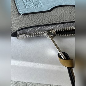 Картодержатель Loewe A02 в цвете Pear
