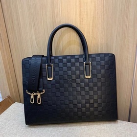 Портфель Lv с оригинальной фурнитурой