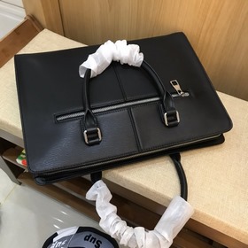 Портфель Lv с оригинальной фурнитурой