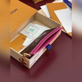 M15332 Рождественское издание! (Высоко
