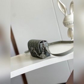[Эксклюзивная фотография односемейного