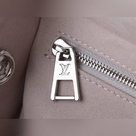 [Высококачественная аутентичная эксклю