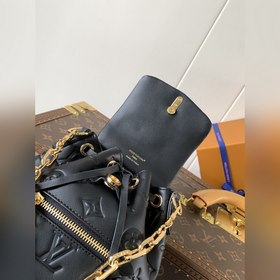 Высококачественная аутентичная модель 