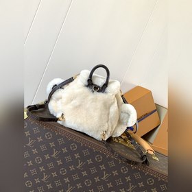 Высококачественная аутентичная вещь ,