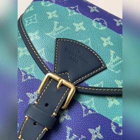 M14015 Runway Style Premium Authentic 
