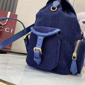Новинка MIU： рюкзак в стиле колледжа И
