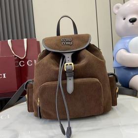 Новинка MIU： рюкзак в стиле колледжа И