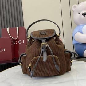 Новинка MIU： рюкзак в стиле колледжа И