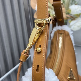 [Premium Authentic] Новая сумка через