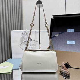 [Premium Authentic] Новинка 1BD395 Су