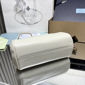 [Premium Authentic] Новинка 1BD395 Су