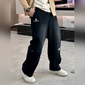 Новые брюки Balenciaga из коллекции ос
