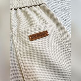 Balenciaga： товары высшего качества. Н