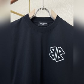 Balenciaga： новая коллекция, ради кото
