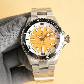 Часы Breitling Superocean 42 мм. 1： Ч