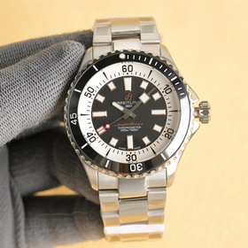 Часы Breitling Superocean 42 мм. 1： Ч