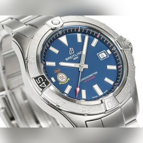 Новая модель серии Breitling Avenger (
