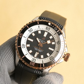 Часы Breitling Superocean 42 мм. 1： Ч