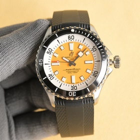Часы Breitling Superocean 42 мм. 1： Ч
