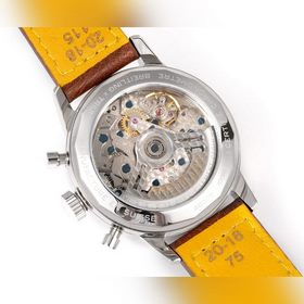 Новинка Breitling BLS серии Transocean