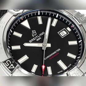 Новая модель серии Breitling Avenger (