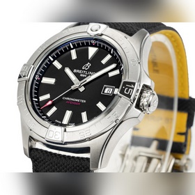 Новая модель серии Breitling Avenger (