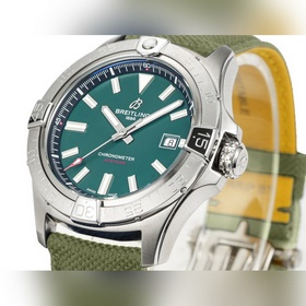 Новая модель серии Breitling Avenger (