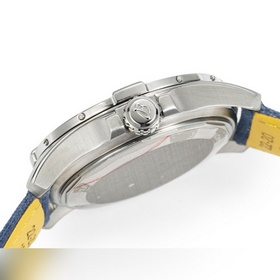 Новая модель серии Breitling Avenger (