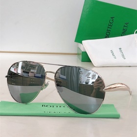 Bottega Veneta Модель： BV1305S Разме