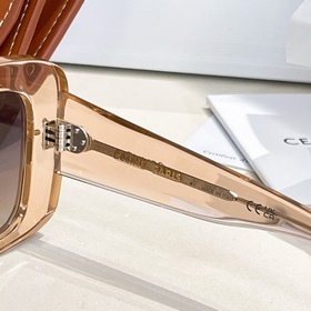 CELINE МОДЕЛЬ： CL4032 РАЗМЕР： 53 (19