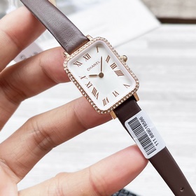 CHANEL： новейшая цветовая гамма, совре