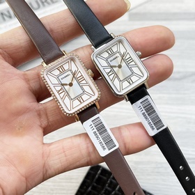 CHANEL： новейшая цветовая гамма, совре