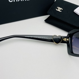 CHANEL CH5520, черно-золотой, черно-с