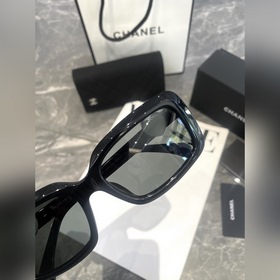 Осенне-зимняя коллекция Chanel： солнце