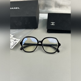 CHANEL： оправа для очков без диоптрий 