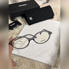 Новая модель очков Chanel для повседне