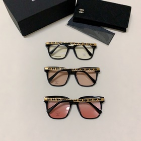 CHANEL CH0768 — модная квадратная опра