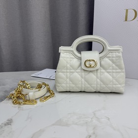 Оригинальная модель Dior Jolie ToHandl