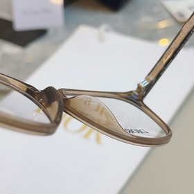 [DIOR] Новая модель оправы от Dior, 
