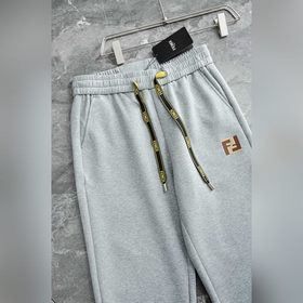 FENDI 26FW： новейшая модель из смесово