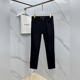 Fendi： элитная одежда на заказ, новейш