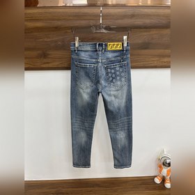 Fendi — эксклюзивная новинка： модные д