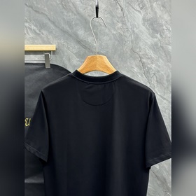 Fendi. Новая коллекция Fendi весна-лет