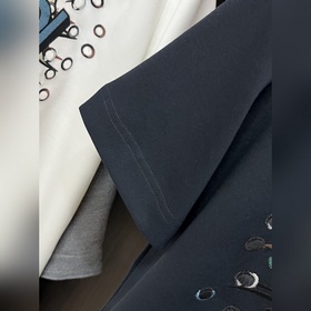 Новая модель футболки Fendi FD с кругл