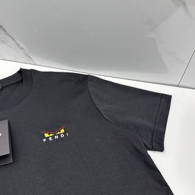 Fendi： новая коллекция весна-лето 2026