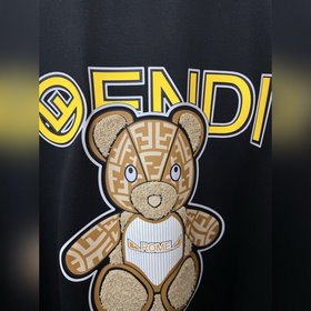 FENDI： новая коллекция, ради которой с